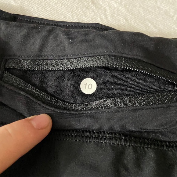 Lululemon Black Lined Activewear Running Shorts - Picture 4 of 5